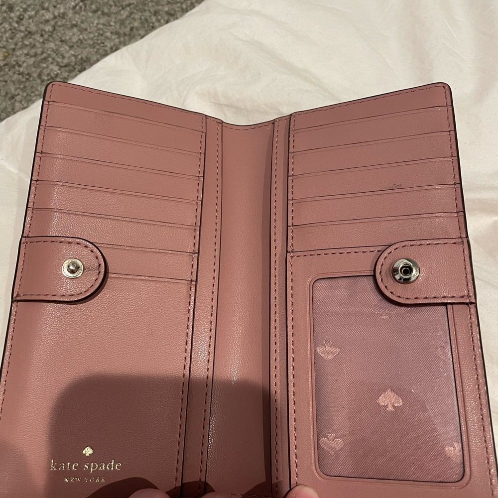 Kate Spade Wallet - Picture 2 of 3